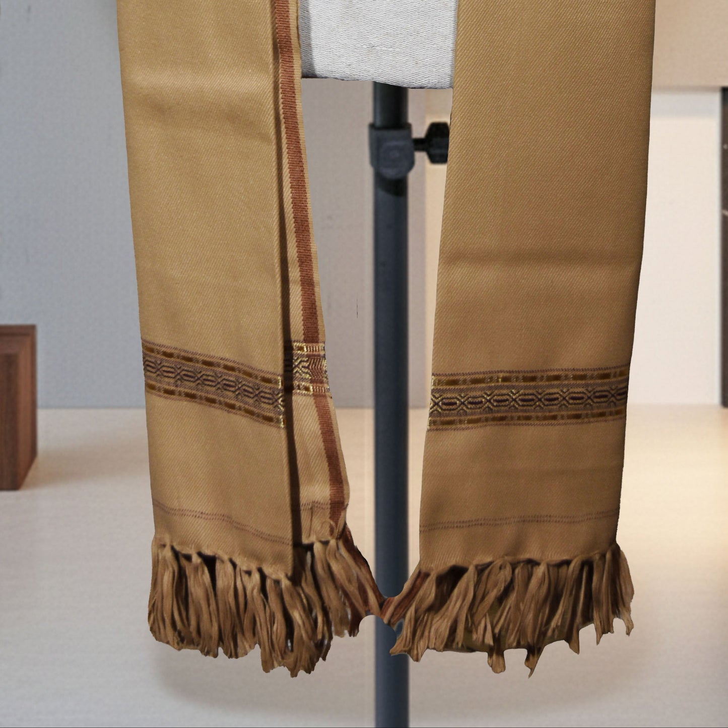Grace – Camel Gold Men’s Shawl