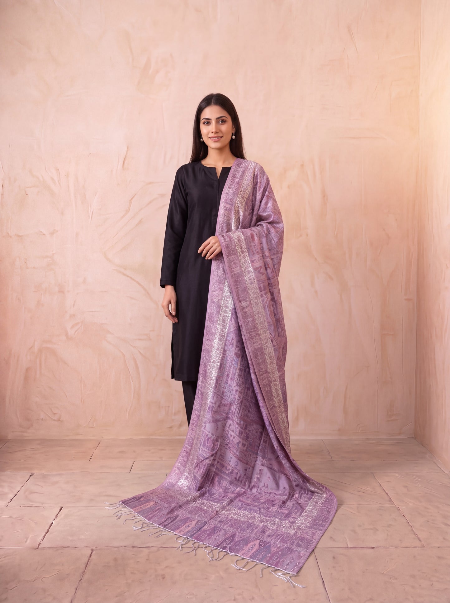 Soft Lilac Pink & Antique Gold Silk Kaani Dupatta