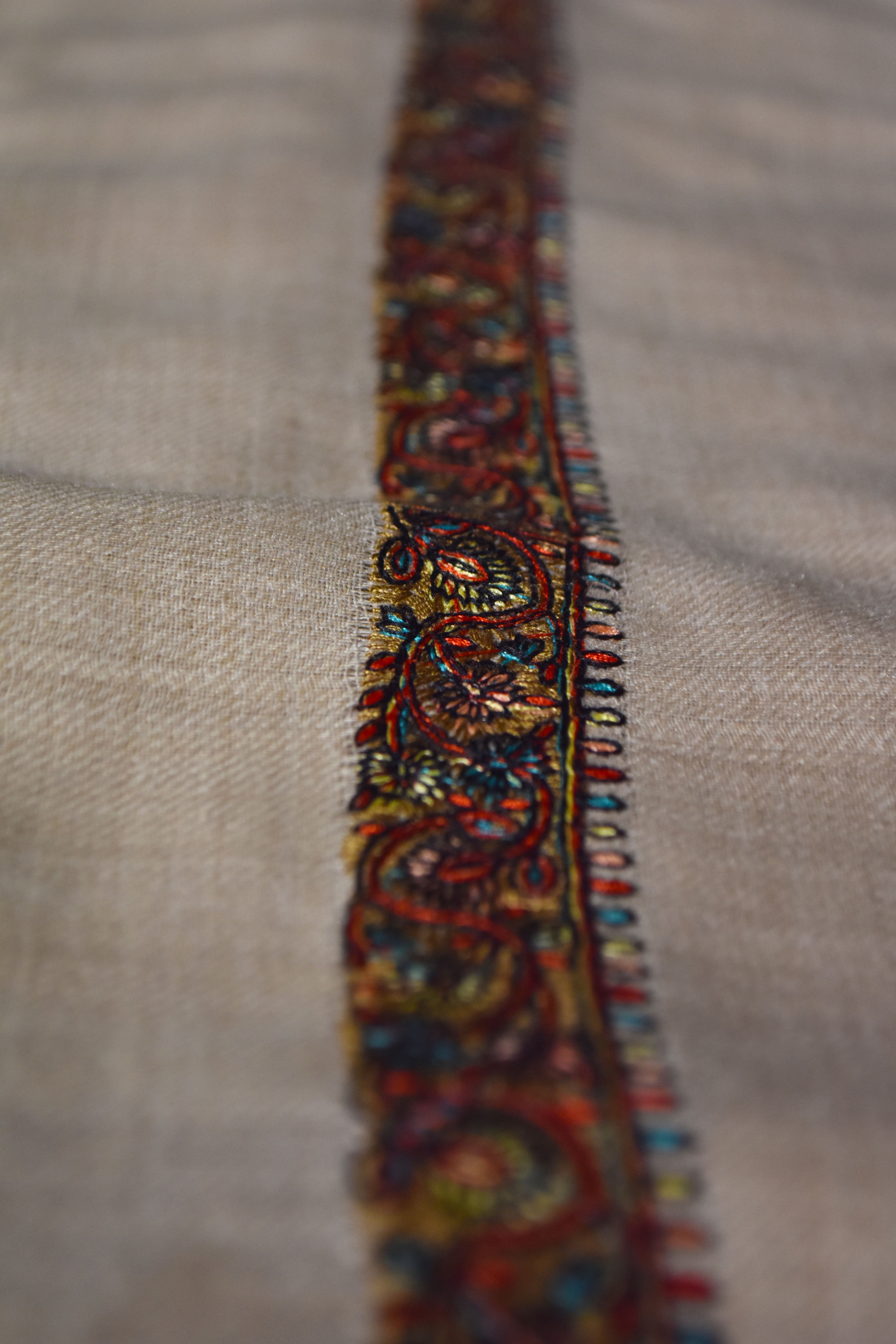 Hashia Border Shawl (BHM-01)