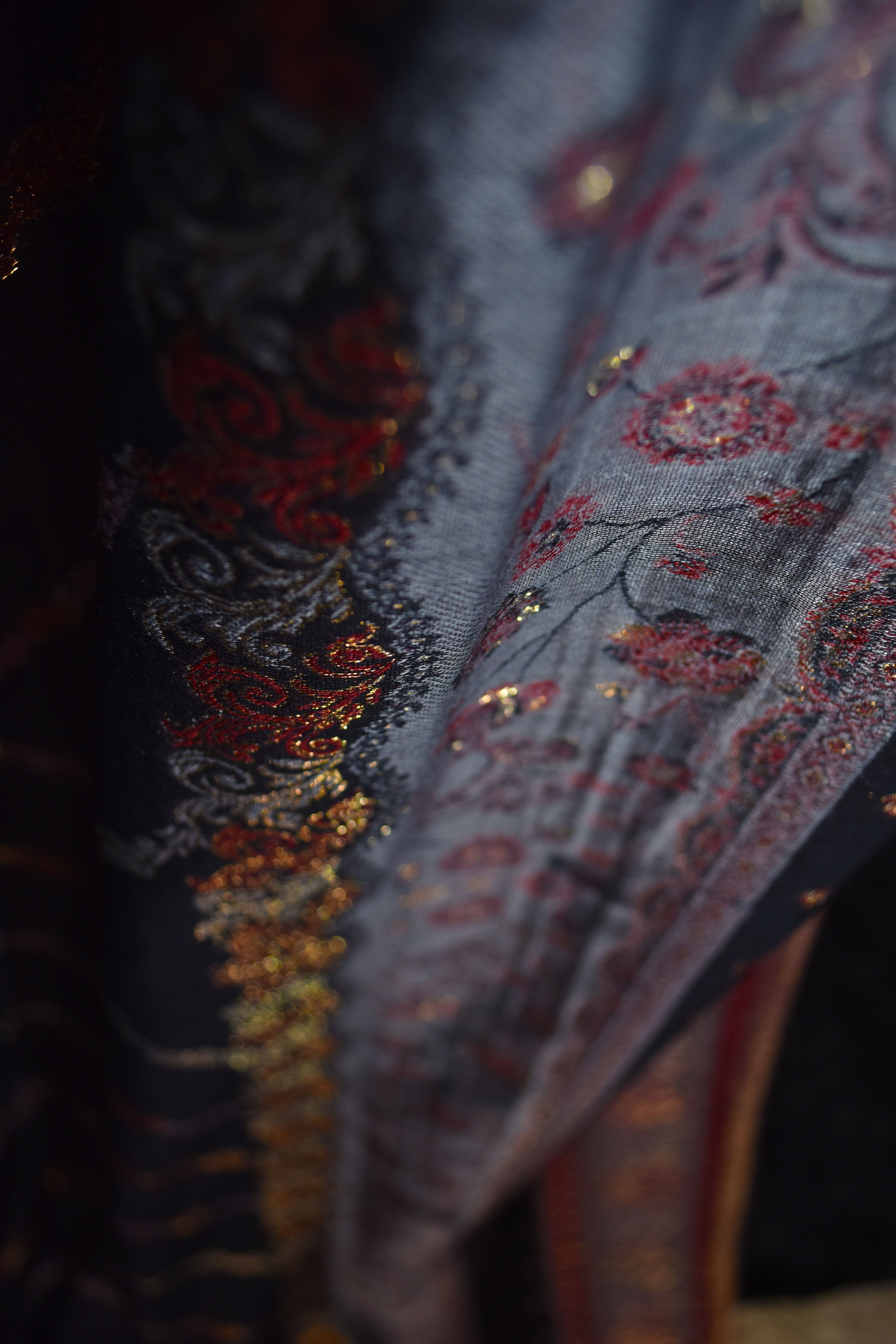 Kaani Silk Suit (KSS-01)