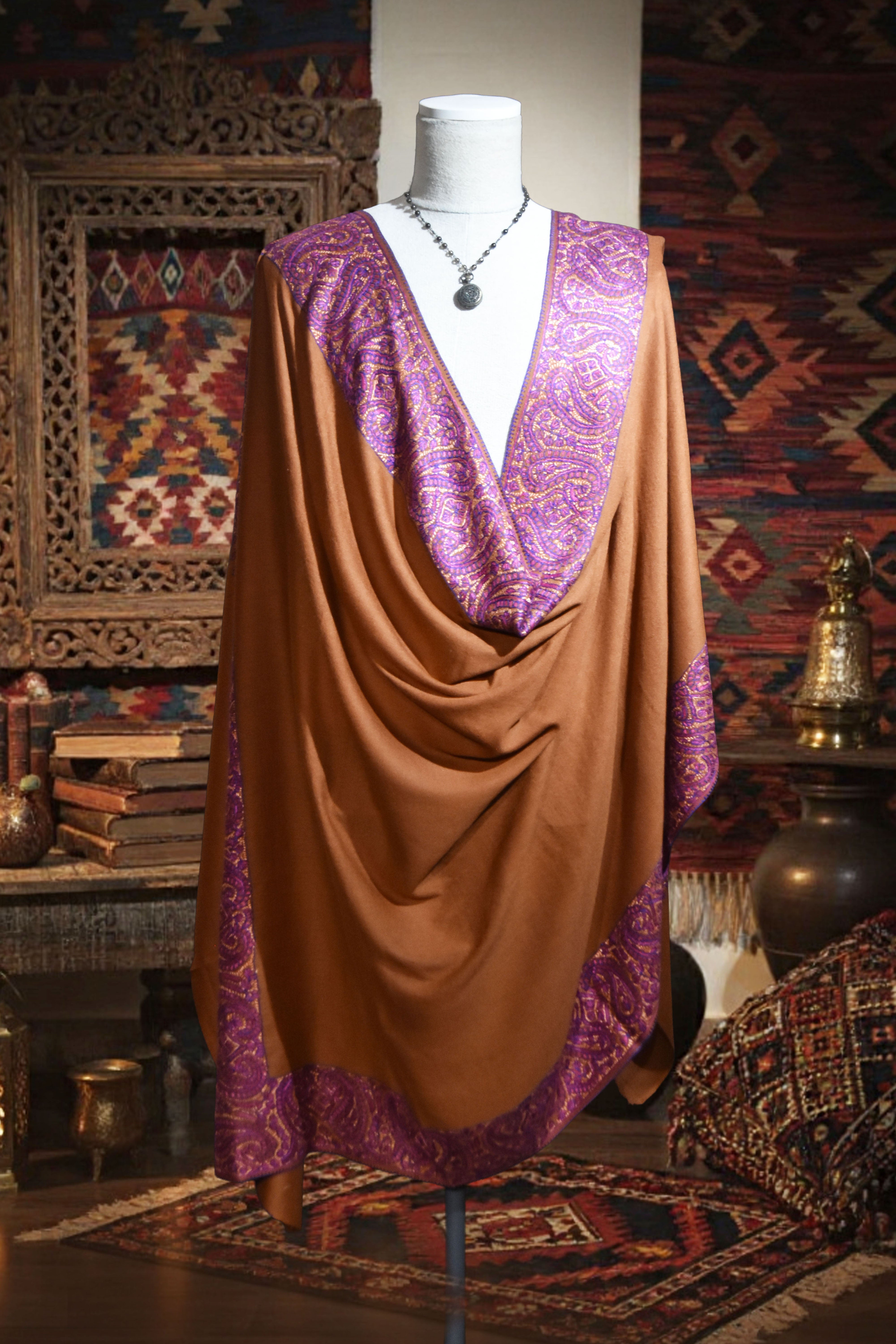 Qala Duar Border Shawl (BQDH-02)