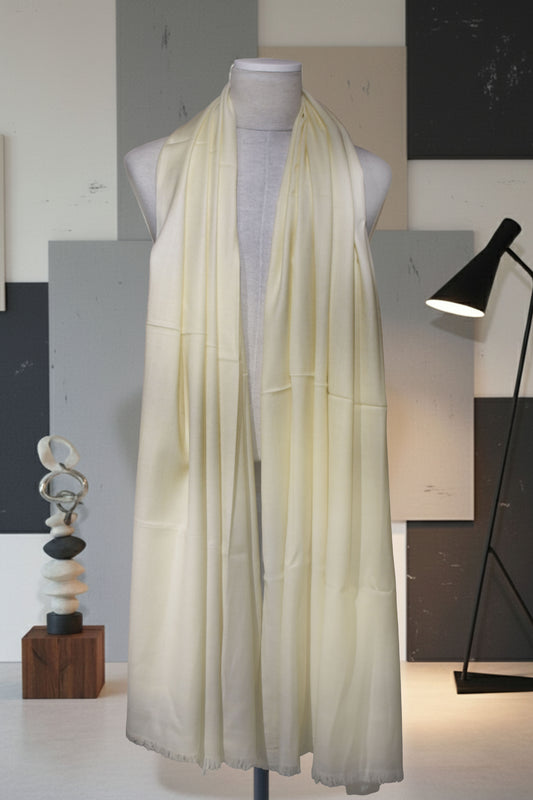 Same Bale Gents Shawl – Soft Cream / Light Ivory