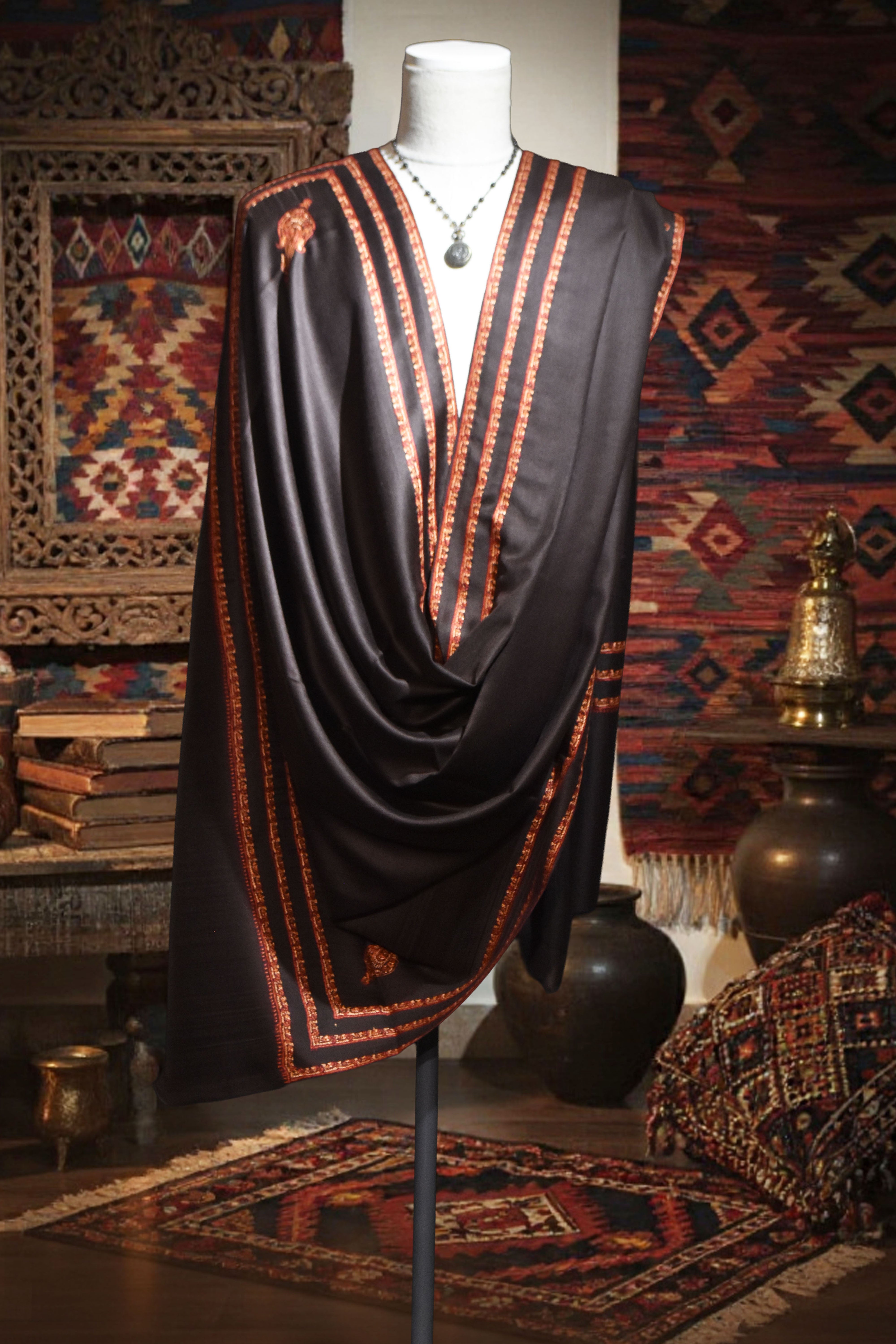 Triple Kingri Border Shawl (BTKH-02)