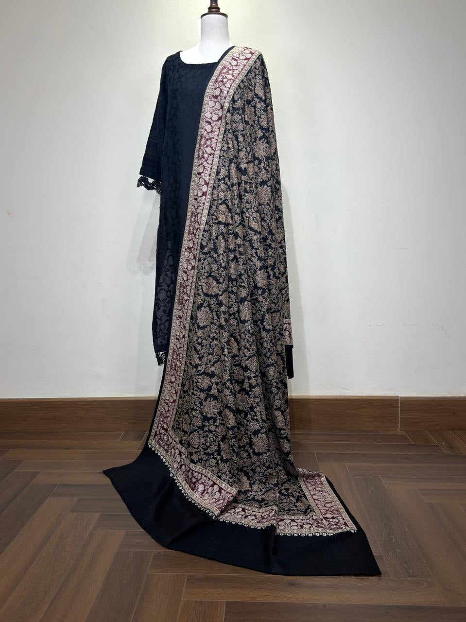 Pashmina Black Jama Shawl