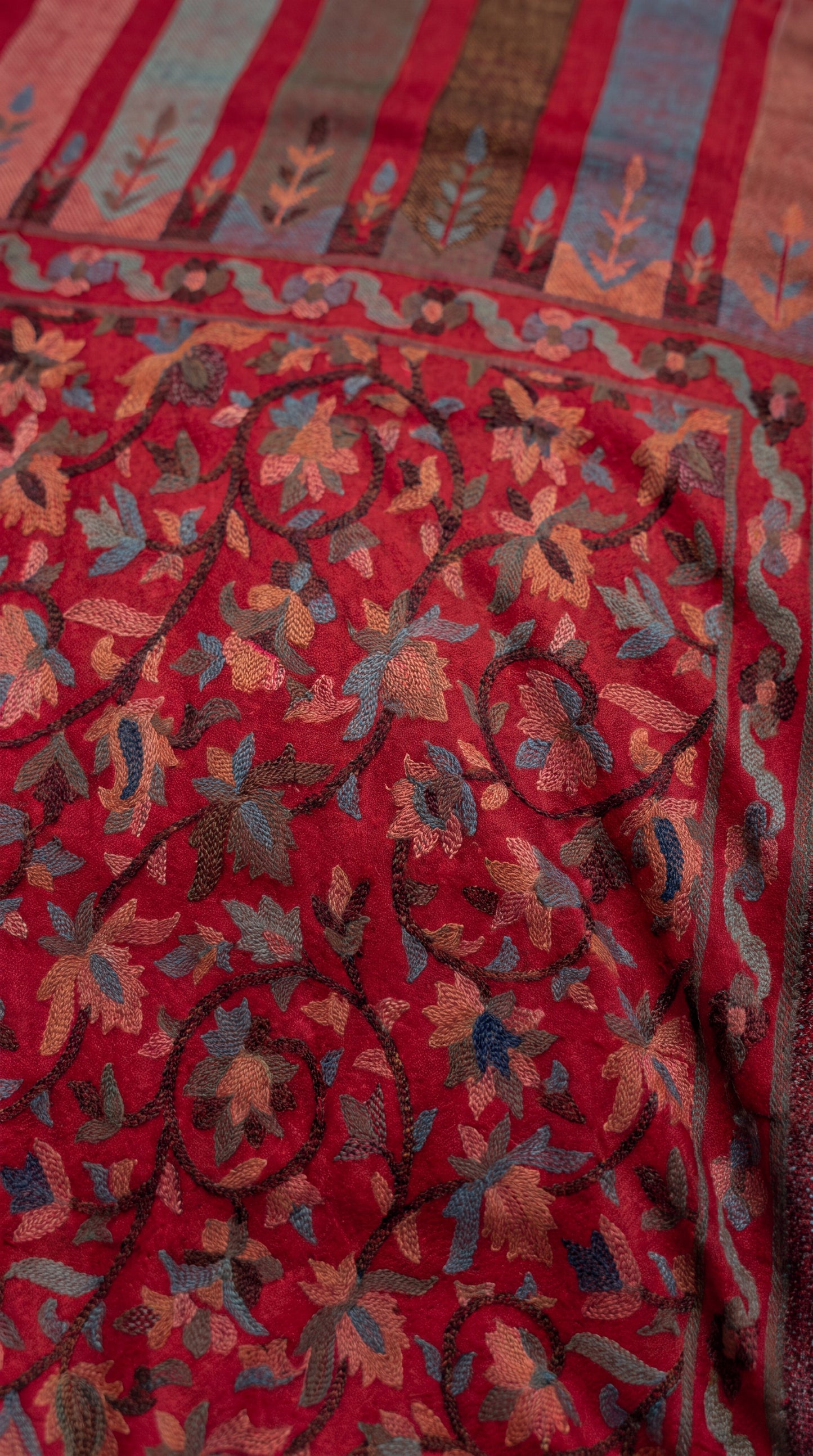 Premium Maroon Kaani Woolen Shawl