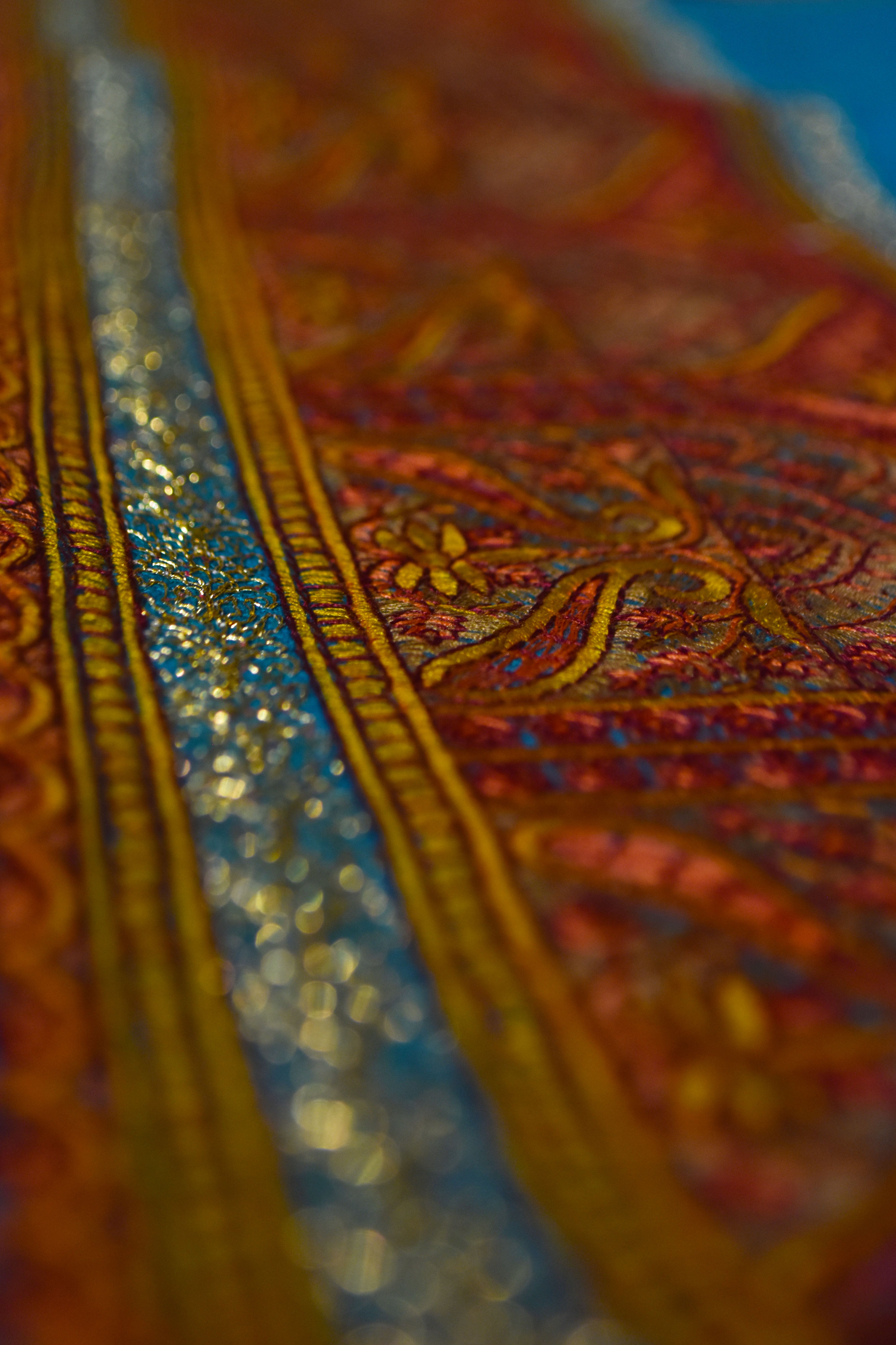 Zari Border Shawl (BZM-03)