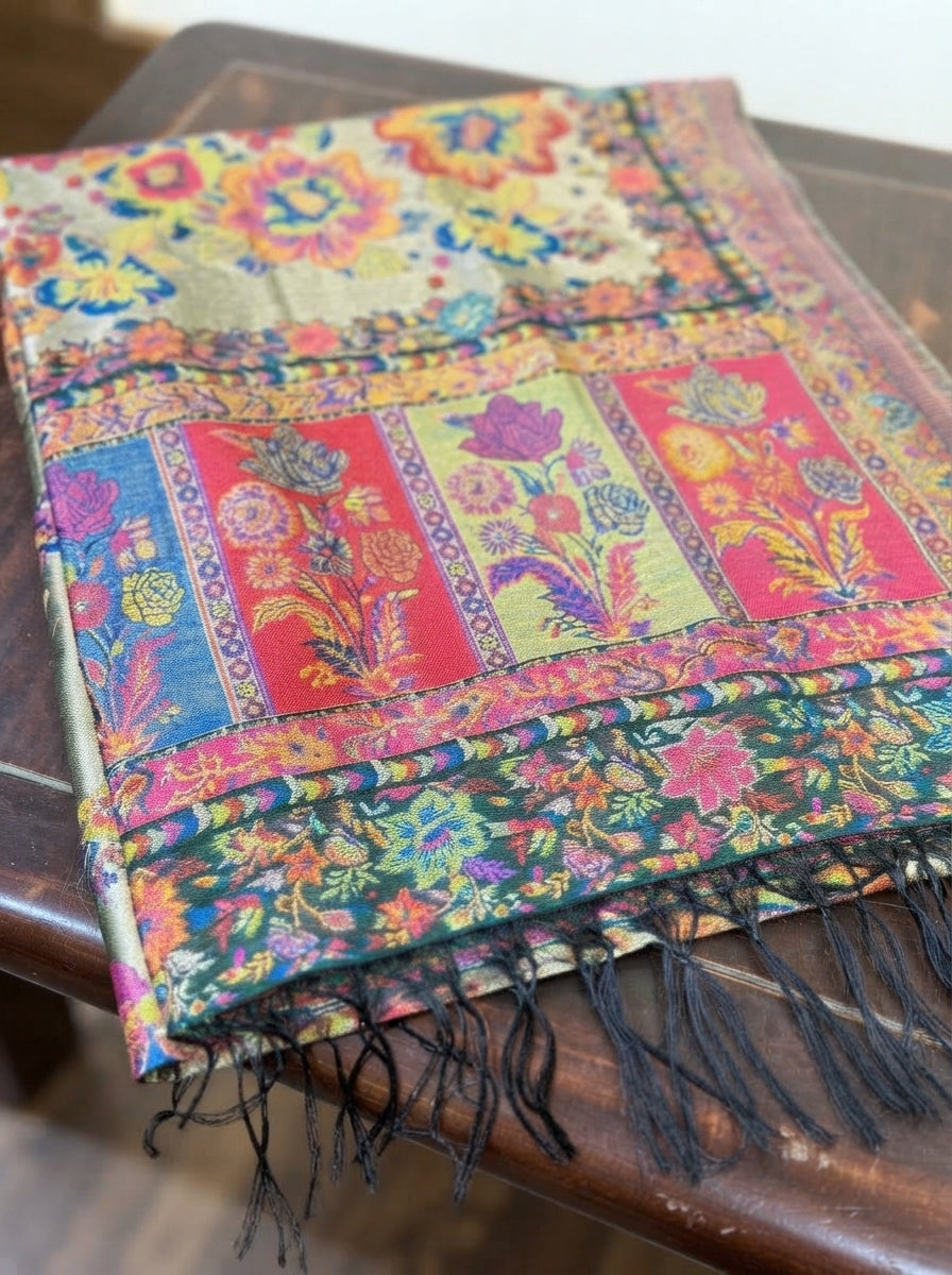 Rich Botanical Moonlight Scarf