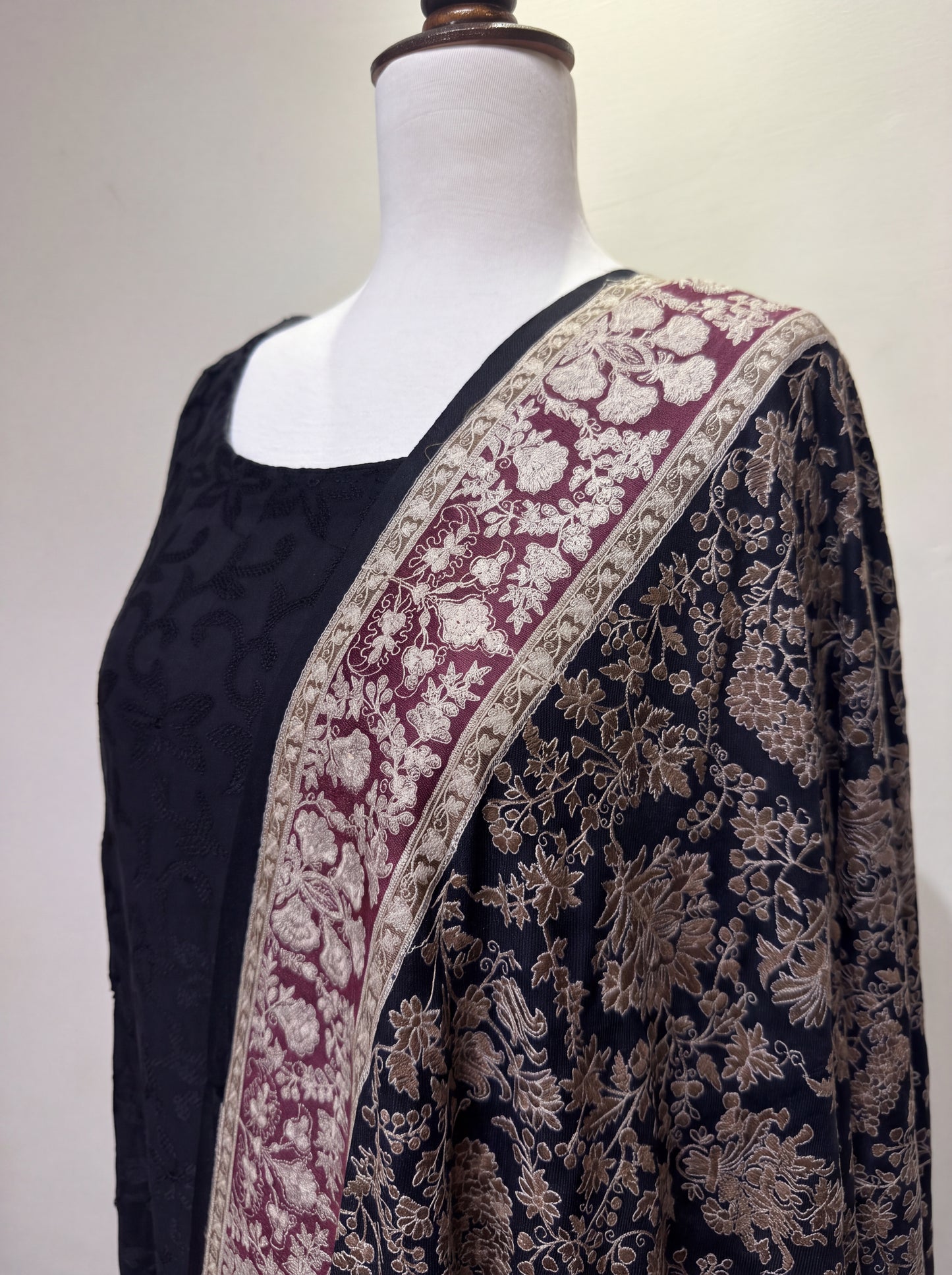 Pashmina Black Jama Shawl